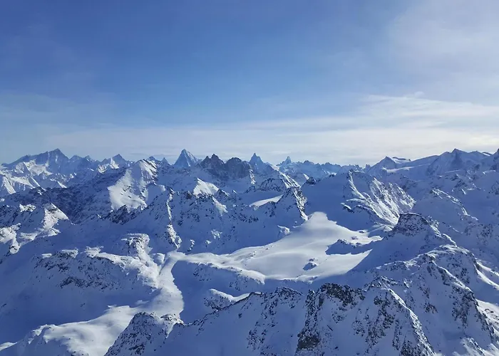 Ski-in Ski-out Prarion Slopes Apartment Nendaz