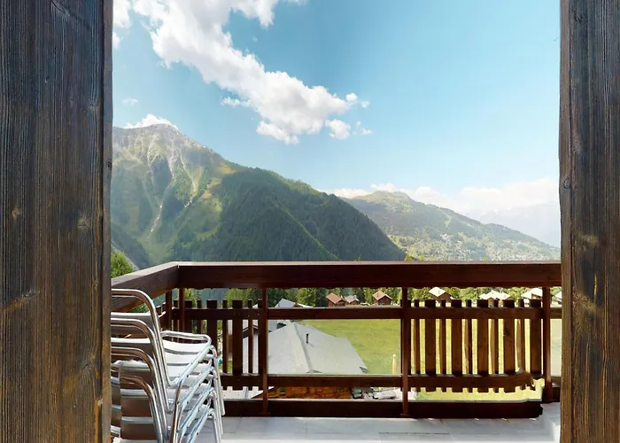 公寓 Ski-in Ski-out Prarion Slopes 南达