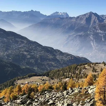 Ski-in Ski-out Prarion Slopes 아파트 넨다즈