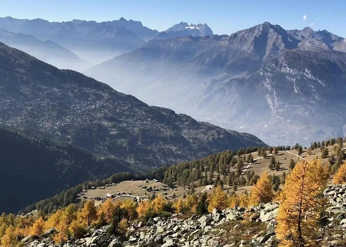 Ski-in Ski-out Prarion Slopes 아파트 넨다즈